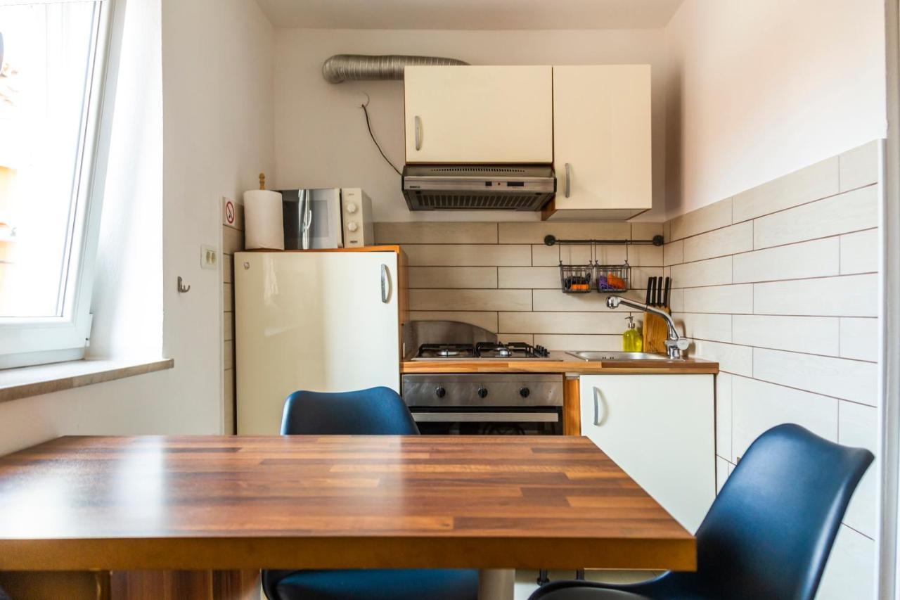 Sunny Old Town Apartment Koper Extérieur photo
