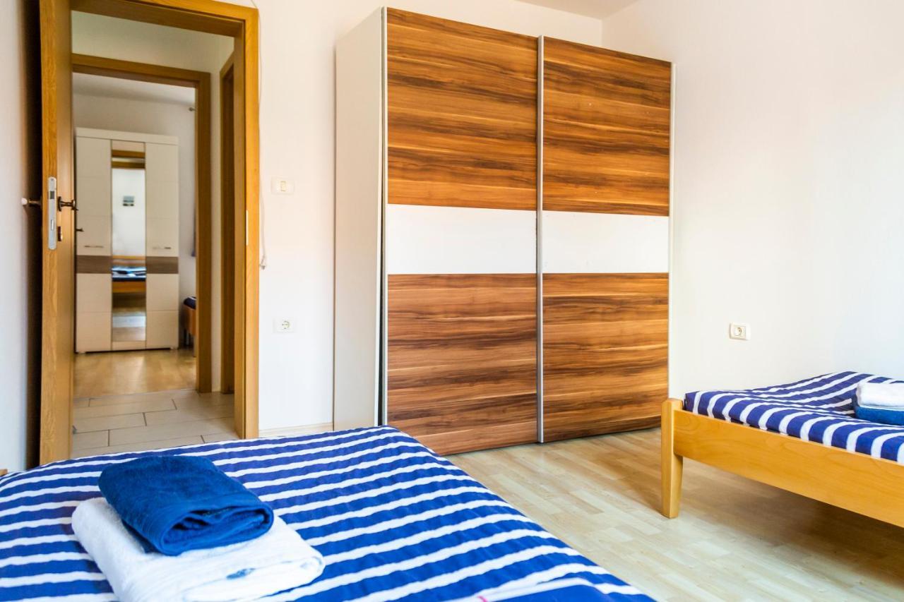 Sunny Old Town Apartment Koper Extérieur photo